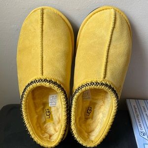 Ugg Tasman slipper